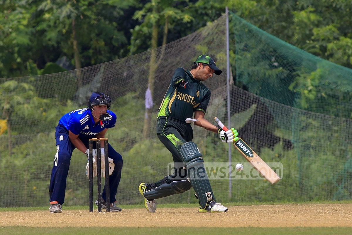 ICRC T20: England, India win