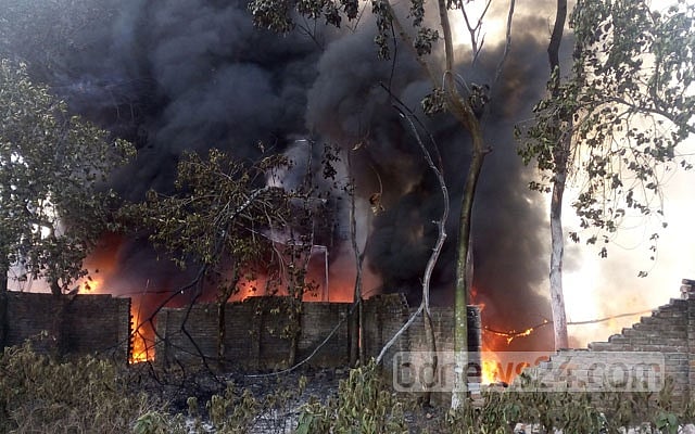 Fire at Ashulia plastics factory
