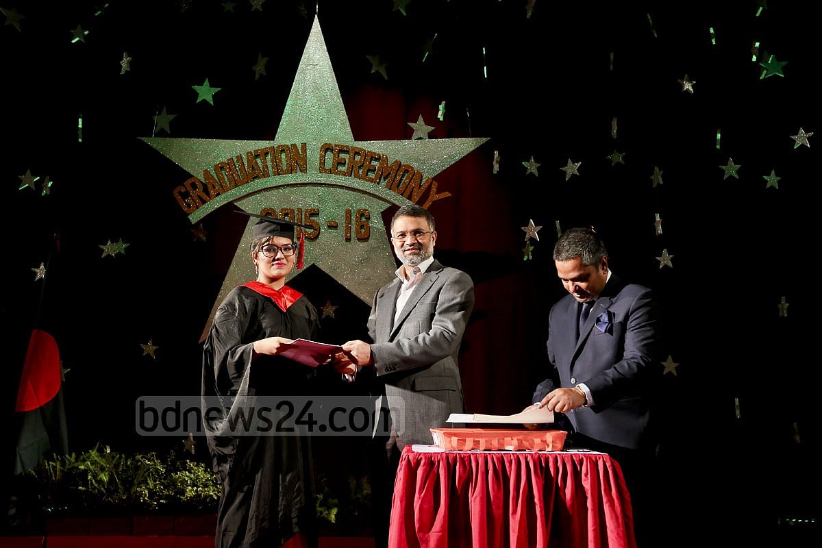 Altogether 128 students received their ‘O-levels’ certificates at the graduation ceremony at Scholastica. Altogether 128 students received their ‘O-levels’ certificates at the graduation ceremony at Scholastica.