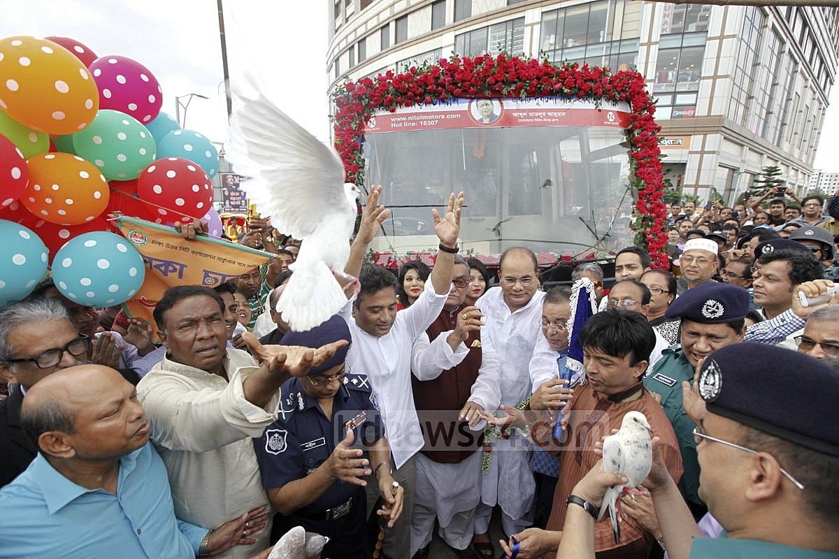 At the inauguration of Dhaka Chaka 