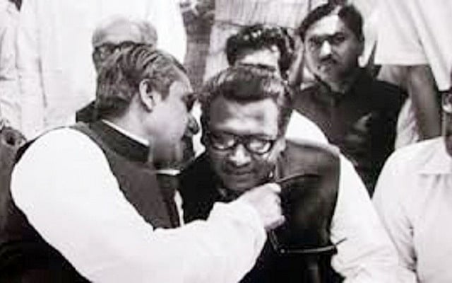 বঙ্গবন্ধুর সঙ্গে তাজউদ্দীন আহমদ 