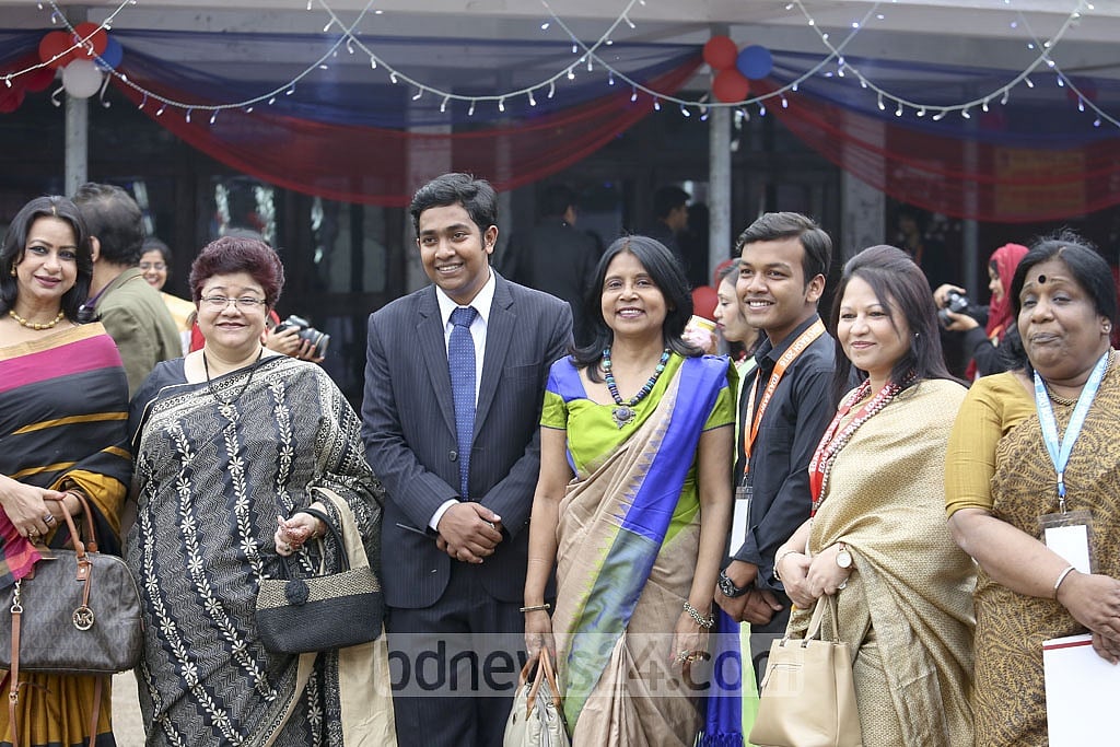 The department's Chairperson Professor Dr Rubina Khan (centre) and poet Gultekin Khan (2nd from right) posing for family photo. The department's Chairperson Professor Dr Rubina Khan (centre) and poet Gultekin Khan (2nd from right) posing for family photo.