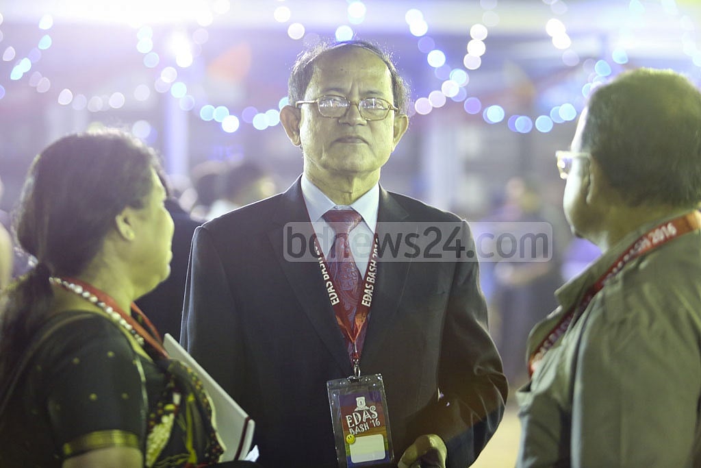 Comptroller and Auditor General Masud Ahmed (centre) has been included in the search committee to make recommendations for the next Election Commission. Comptroller and Auditor General Masud Ahmed (centre) has been included in the search committee to make recommendations for the next Election Commission.