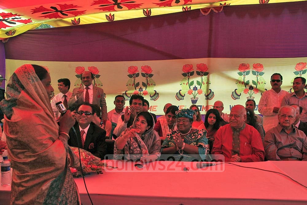 This bdnews24.com file photo of Apr 28, 2011 shows the signing ceremony of a deal between Bangladesh government and the World Bank over Padma Bridge loan. The deal was later cancelled. 
