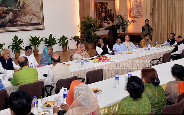 আওয়ামী লীগের কেন্দ্রীয় কার্যনির্বাহী সংসদের এক সভা  ফাইল ছবি