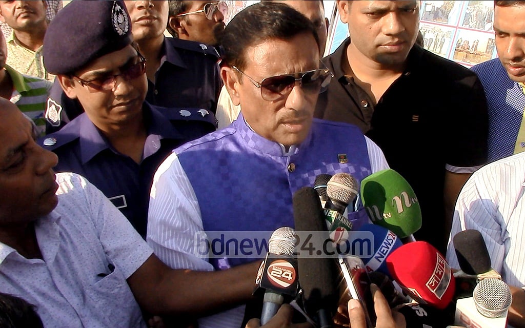 সড়ক পরিবহন ও সেতুমন্ত্রী ওবায়দুল কাদের নিজেই মেট্রোরেলে ভ্যাটের পক্ষে নন। 