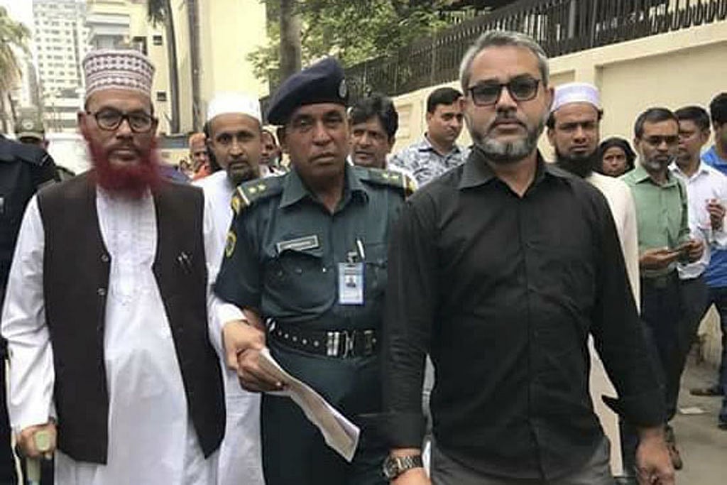 ইসলামিক ফাউন্ডেশনের (ইফা) জাকাত তহবিলের অর্থ আত্মসাতের মামলায় ২০২০ সালের ডিসেম্বরে ঢাকার বকশীবাজার আলিয়া মাদ্রাসামাঠে স্থাপিত ঢাকার ১ নম্বর বিশেষ জজ আদালতের অস্থায়ী এজলাসে হাজির করা হয়েছিল দেলাওয়ার হোসাইন সাঈদীকে ফাইল ছবি