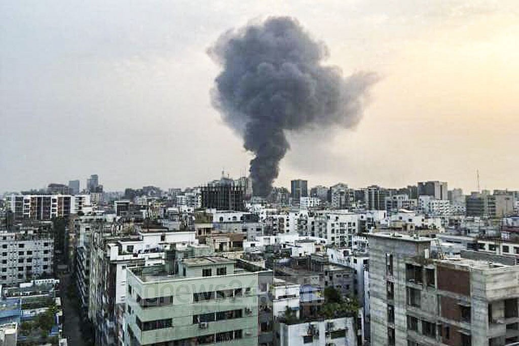Govt announces drive to inspect fire safety measures at Dhaka buildings