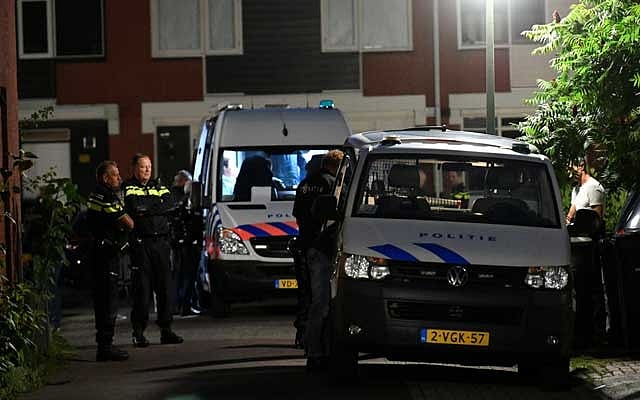 Police secure the area after a shooting in the Dutch city of Dordrecht, Netherlands September 9, 2019. Reuters 