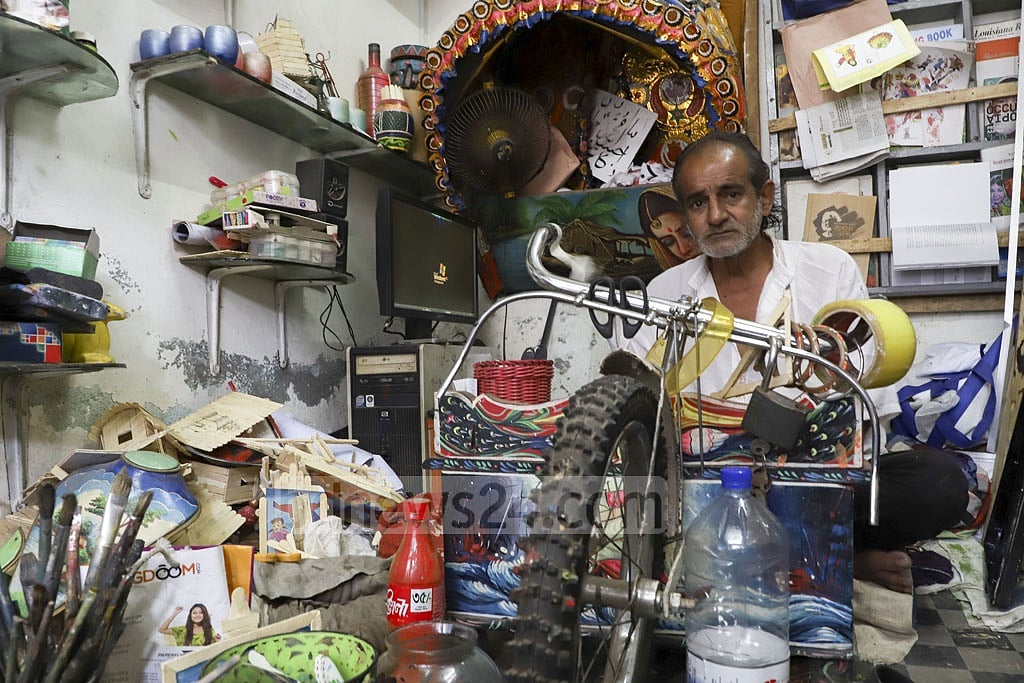 Hanif Pappu's rickshaw paintings