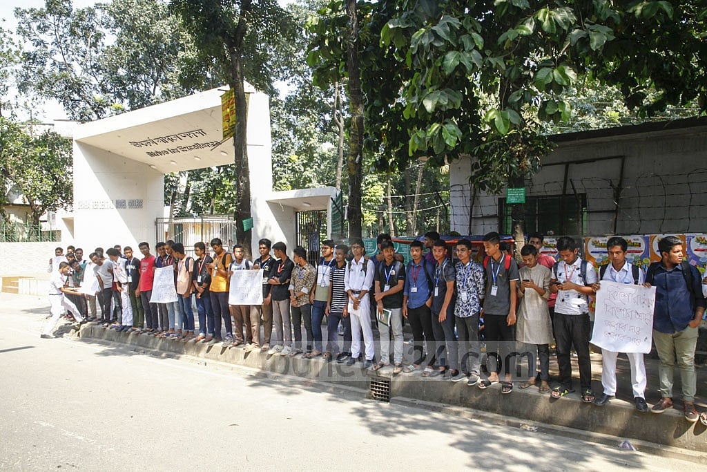 Dhaka Residential Model College students demonstrate outside the institution on Saturday in protest against the death of their peer Nayeemul Abrar Rahat by electrocution at an event. 