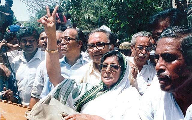 ১৯৯২ সালে একাত্তরের ঘাতক দালাল নির্মূল কমিটির কর্মসূচিতে জাহানারা ইমাম।