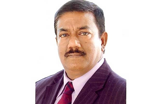 সাবেক সচিব কবির বিন আনোয়ারের বিরুদ্ধে মামলা