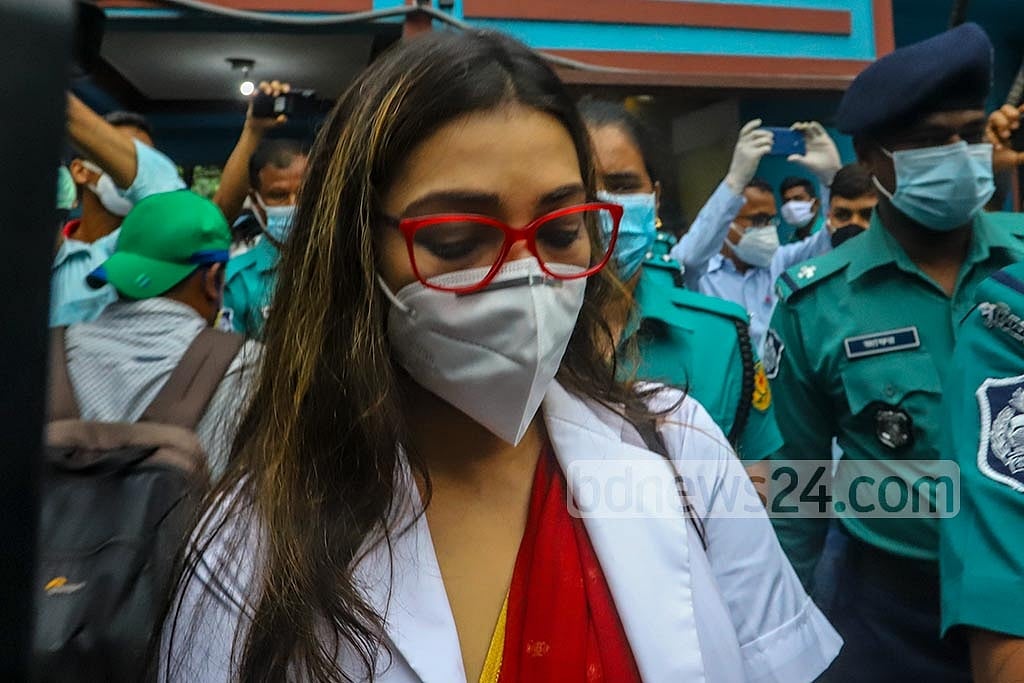 দুই এনআইডির মামলায় সাবরিনার বিচার শুরুর আদেশ