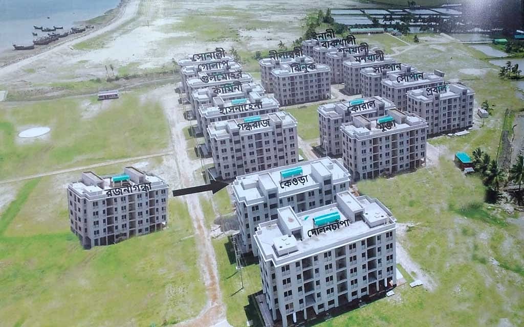 ভবনগুলোর নাম প্রধানমন্ত্রী নিজেই ঠিক করেছেন 