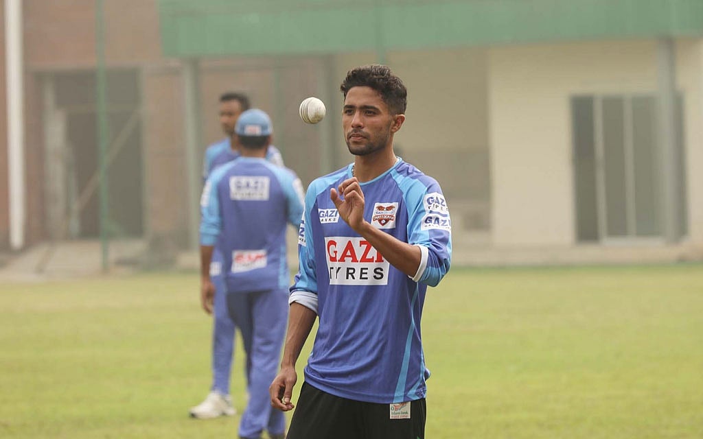 মুমিনুলের বদলি রুয়েল