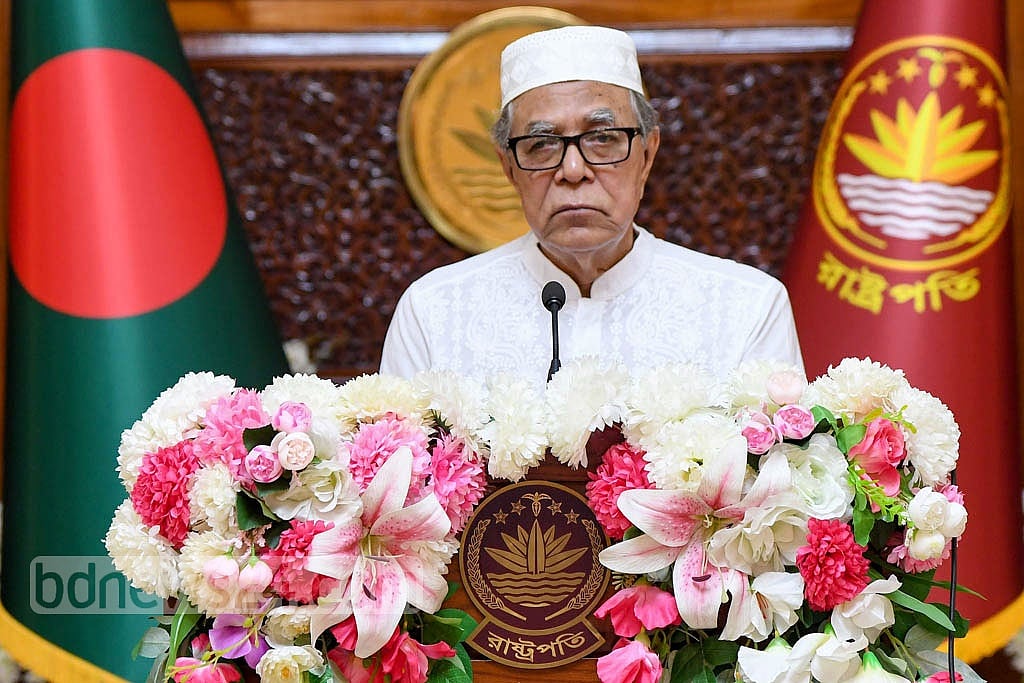 বঙ্গভবনে  ঈদের শুভেচ্ছা অনুষ্ঠানে রাষ্ট্রপতি মো. আবদুল হামিদ ফাইল ছবি