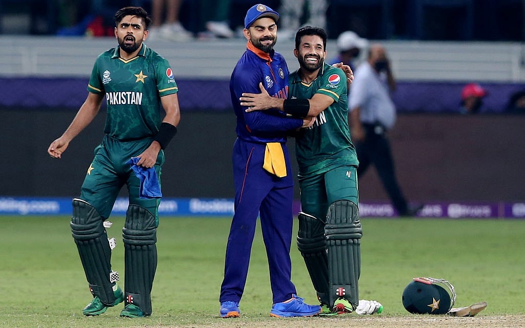 ভারত-পাকিস্তান ফাইনাল চান সাকলায়েন