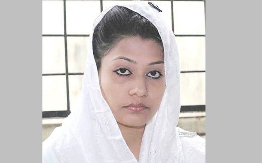 বরিশাল কারাগারে যেভাবে সময় কাটছে মিন্নির