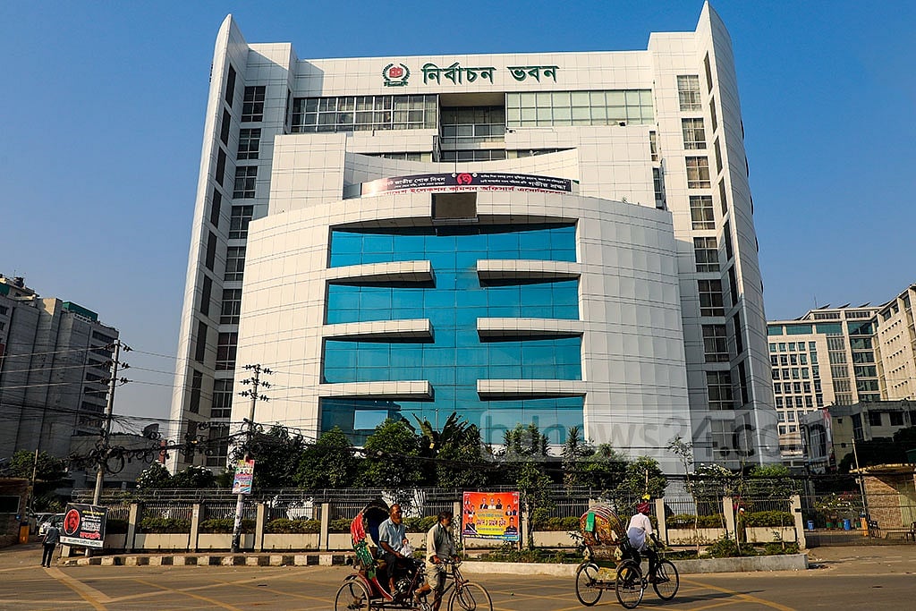 এবার সব আসনেই ইসির ‘অনুসন্ধান কমিটি’