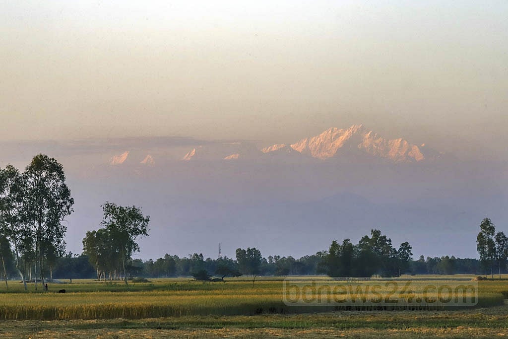 Mount Kanchenjunga can be seen from several places in Panchagarh and Thakurgaon, two districts in northern Bangladesh. 