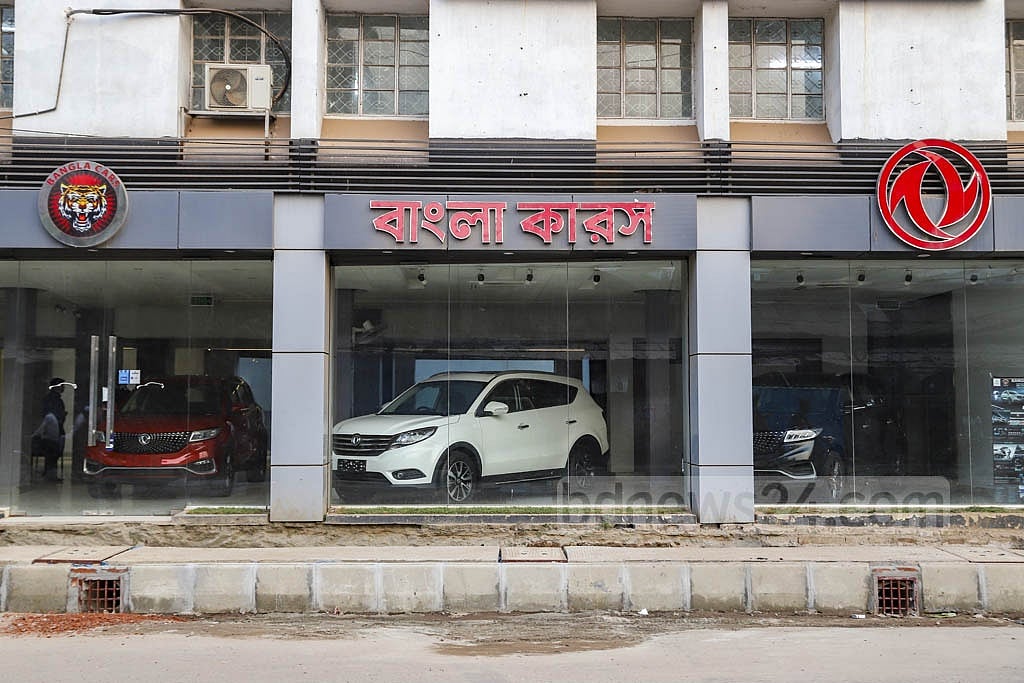 A few SUVs are seen in the showroom of Bangla Cars in Tejgaon Industrial Area of Dhaka. Photo: Mahmud Zaman Ovi 
