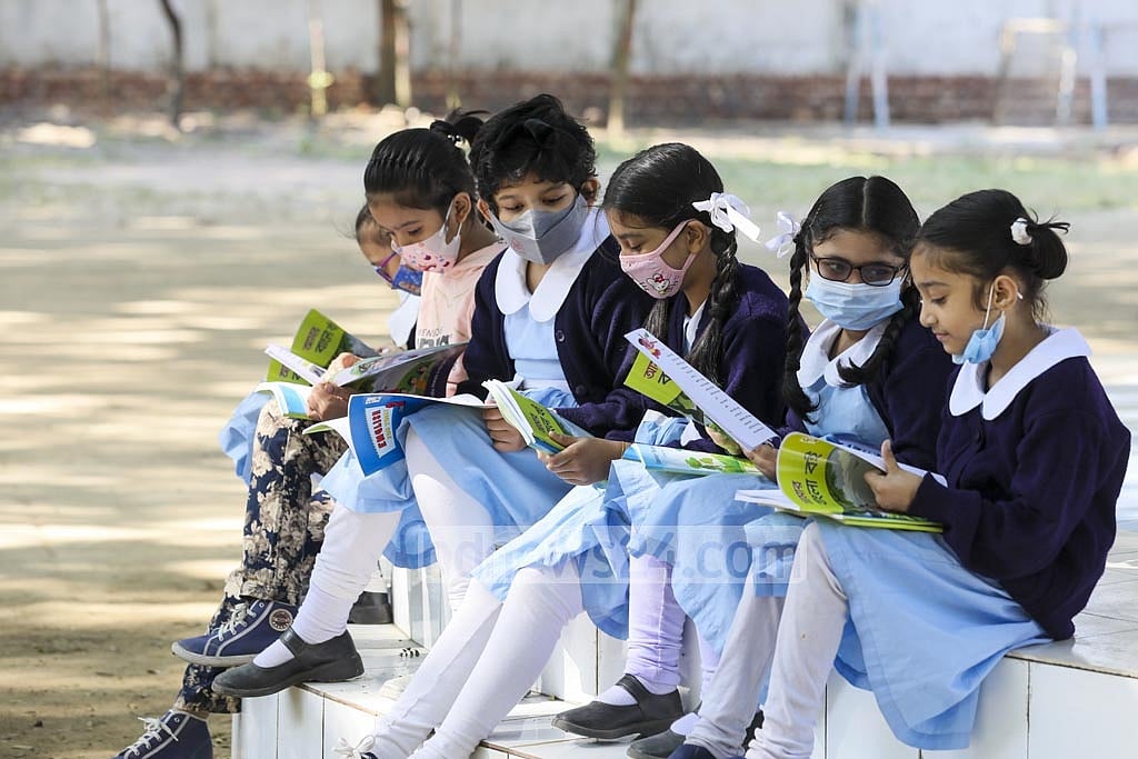 Jan 01, 2021: Muted celebrations ushered in 2021 due to the coronavirus pandemic, but students received new textbooks on the first day of the new year. As many as 343 million textbooks were distributed among more than 41.6 million students across Bangladesh.   Jan 01, 2021: Muted celebrations ushered in 2021 due to the coronavirus pandemic, but students received new textbooks on the first day of the new year. As many as 343 million textbooks were distributed among more than 41.6 million students across Bangladesh.  