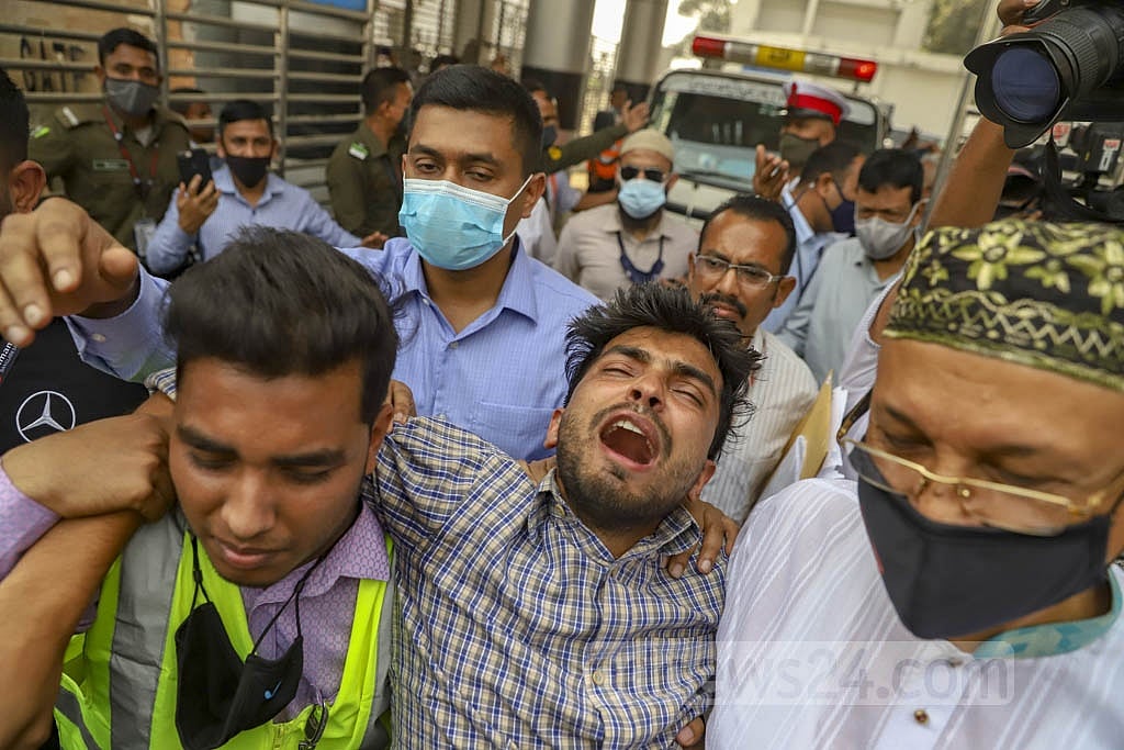 Hadisur Raju Family in tears as Hadisur returns home