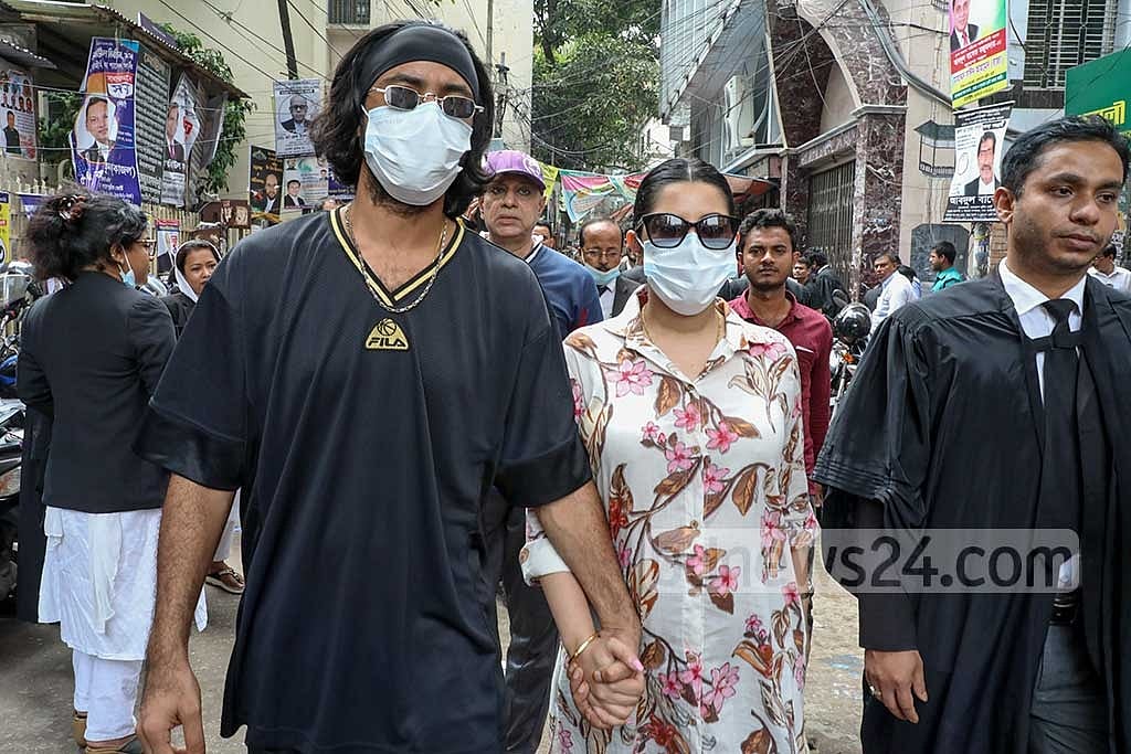 মাদকের মামলায় পরীমনিকে এখন আদালতেও ছুটতে হচ্ছে ফাইল ছবি
